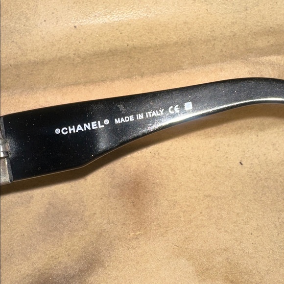 Chanel Sunglasses - Picture 5 of 5